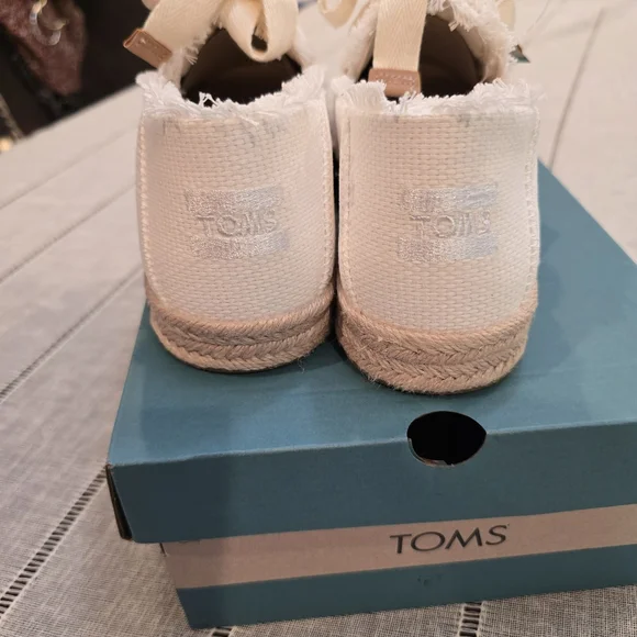 Womens TOMS Carolina Lace-Up Espadrille Sneakers White Beachside Woven, Size 10 - Picture 7 of 11